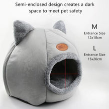 Load image into Gallery viewer, Cat Shaped Cat Bed
