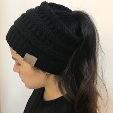 Load image into Gallery viewer, Winter Warm Ponytail Beanie