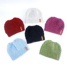 Load image into Gallery viewer, Winter Loose Knitted Women&#39;s Ponytail Beanie
