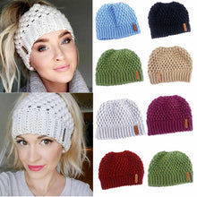 Load image into Gallery viewer, Winter Loose Knitted Women&#39;s Ponytail Beanie
