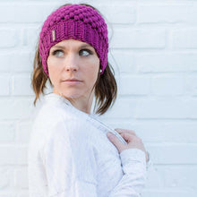 Load image into Gallery viewer, Winter Loose Knitted Women&#39;s Ponytail Beanie
